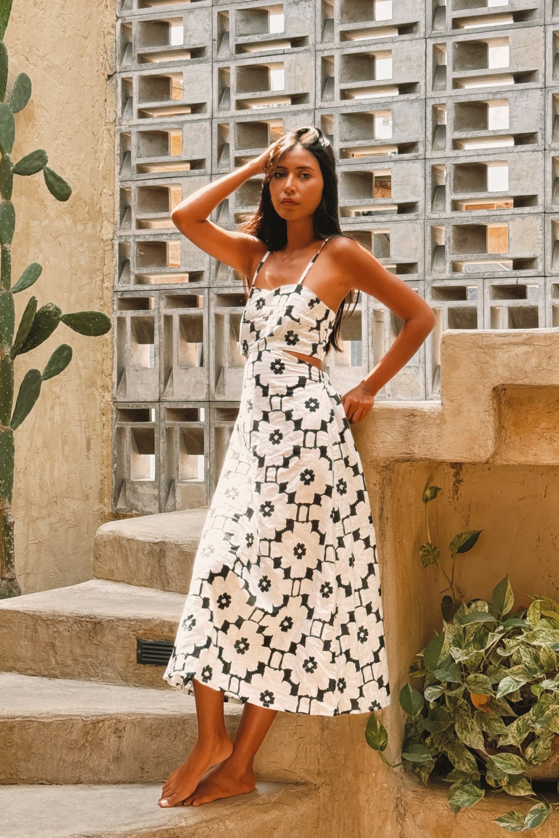 Vino in Venice Midi Dress