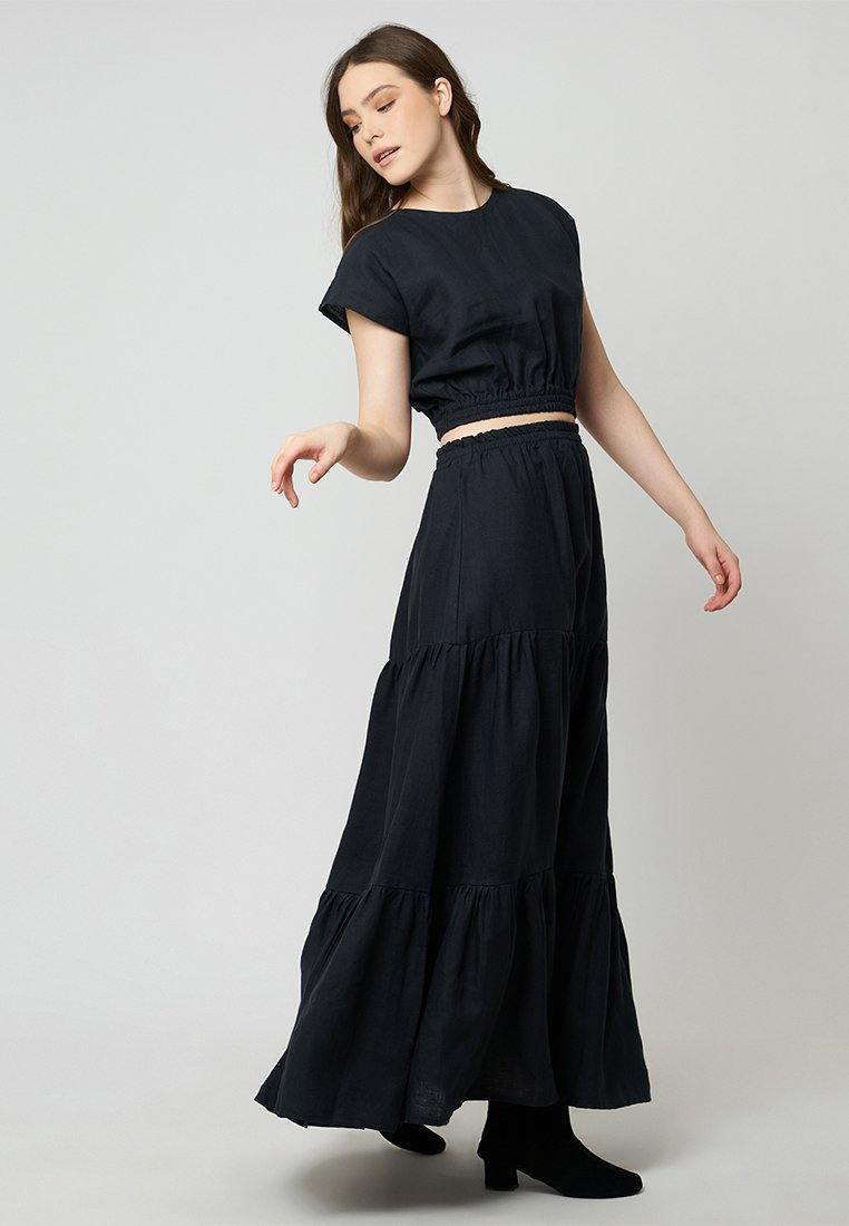 Sara Top in Black - Nataoka bali