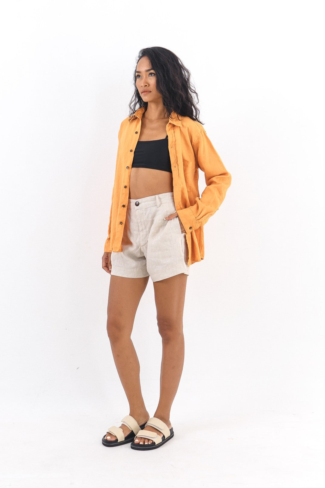 Kelly Short in Beige – Nataoka